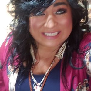 Meet your Posher, Sylvia